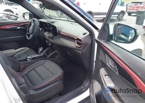 2024 Chevrolet Trailblazer Fwd Rs z USA, uszkodzony, nr VIN KL79MTSL1RB144983